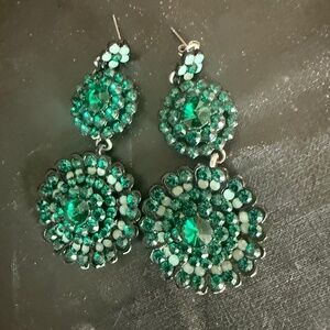 Green formal cocktail earrings